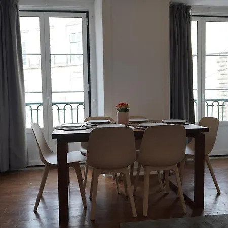 Ola Castelo 7 * Lisboa